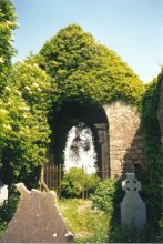 Tulla Protestant church ruins